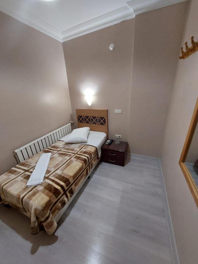 Otel Uemit Istanbul Exterior photo