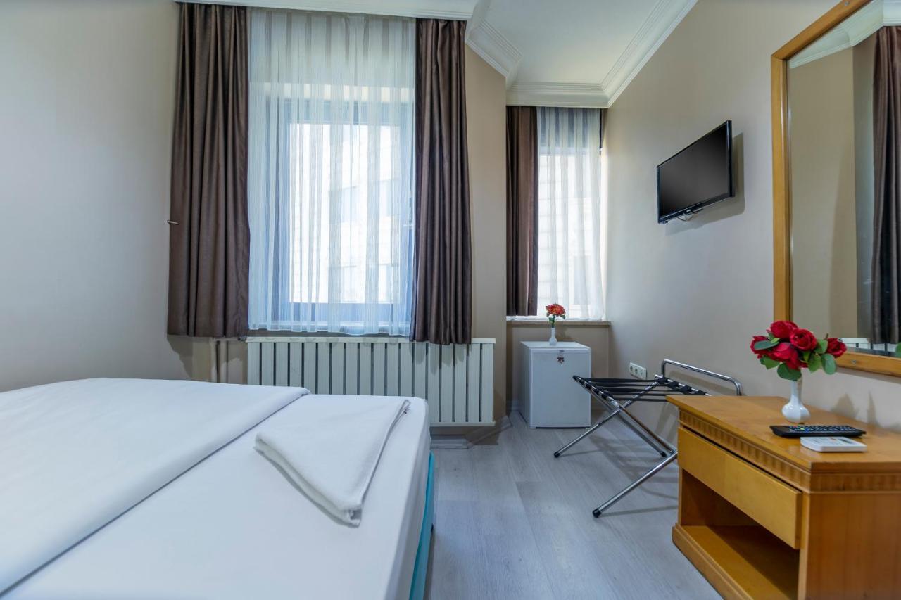 Otel Uemit Istanbul Exterior photo