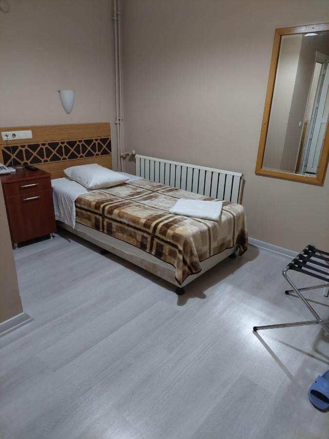 Otel Uemit Istanbul Exterior photo